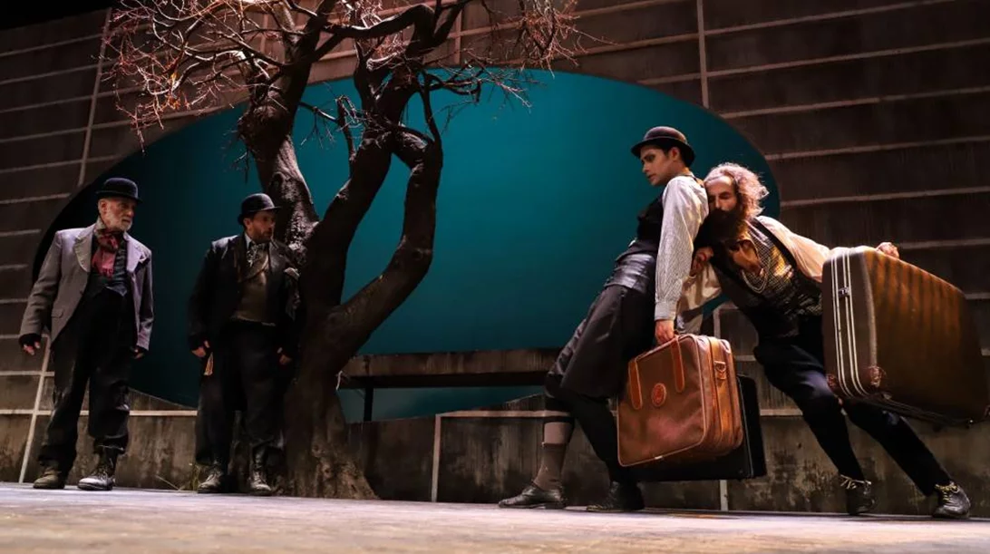 Τελευταία ευκαιρία να απολαύσετε το «Περιμένοντας τον Γκοντό»